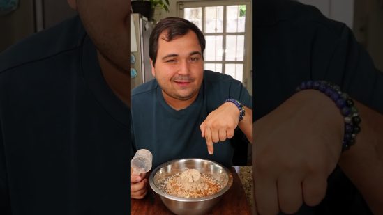 Un desayuno con chía antes de entrenar! #aiuda #recetas #food #recipe #shorts #cooking #receta