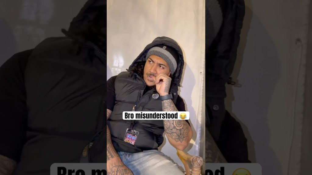 Let’s get outta here ToeKnee 😂 #comedy #language #skit