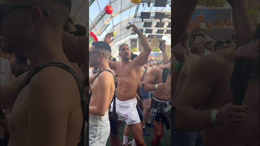 Partying like a Gen Z 😛😎 #millennials #fiesta #party #lifestyle #fitness #motivation #flirt