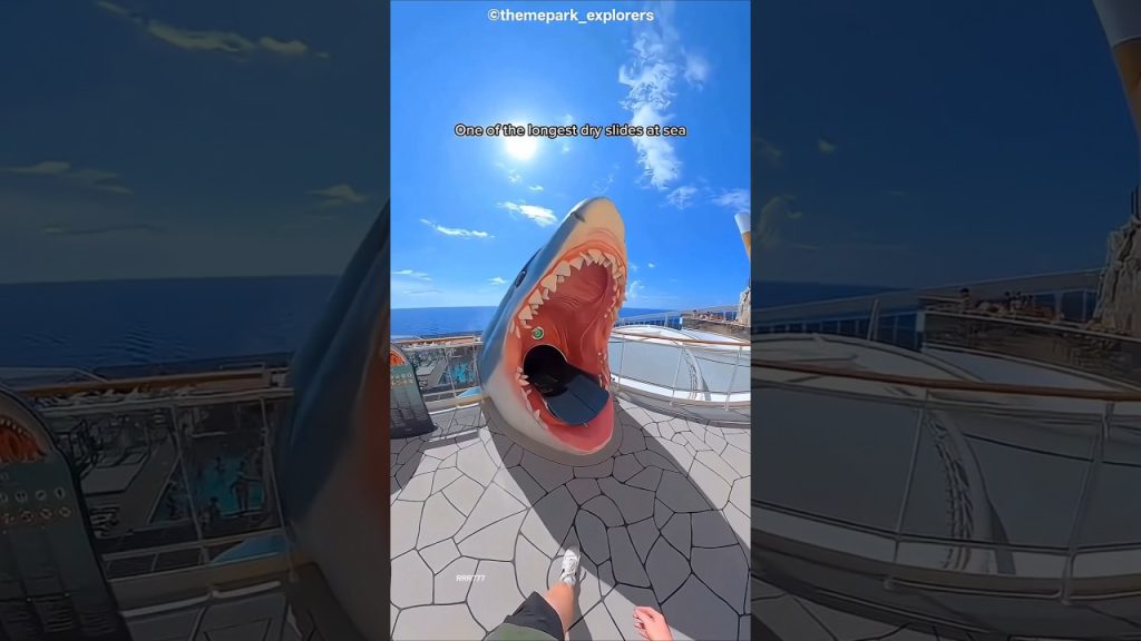 sliding challenge viral video 🤣 #funny #funnyvideo