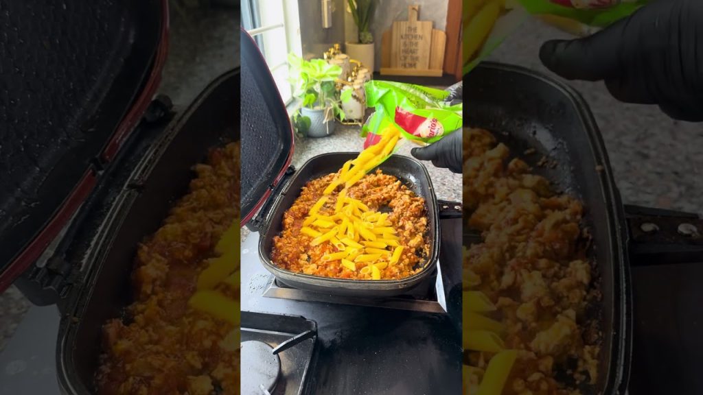 One pot creamy  and chessy pasta  #food #recipe #leftoverricerecipes #breakfastfood #cooking