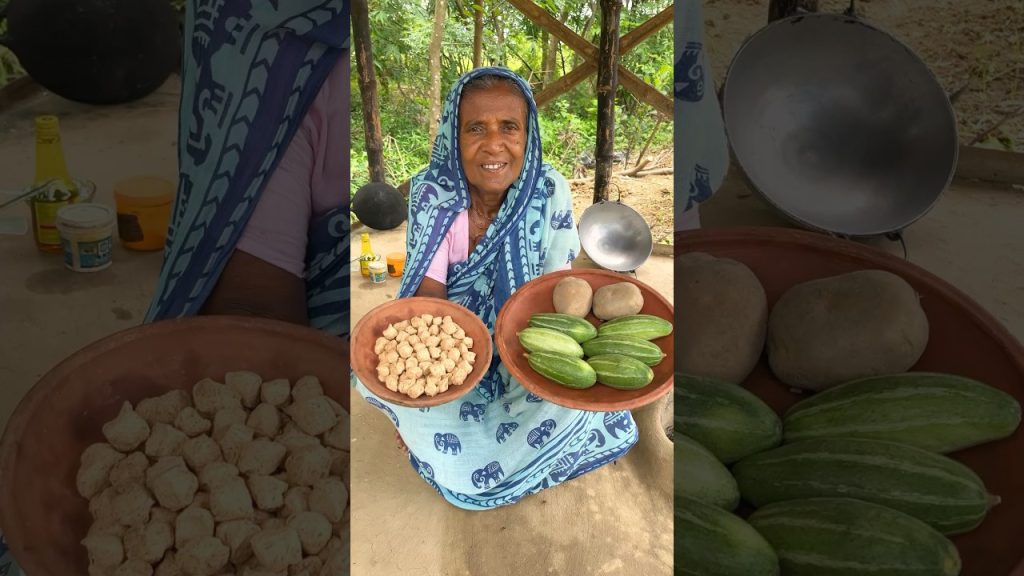 Village-Style Veg Curry with Potol & Soya #shorts #cooking #food #recipe #vegrecipe