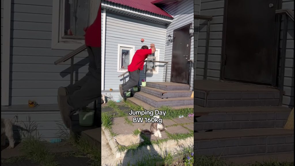2nd clip jumped from one leg. #gymmotivation #andreysmaev #jumping #fitness #bodybuilding