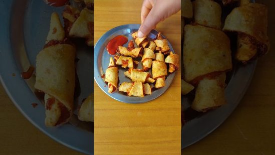Potato Samosa Roll || #food #recipe #cooking #shorts #tasteofindia