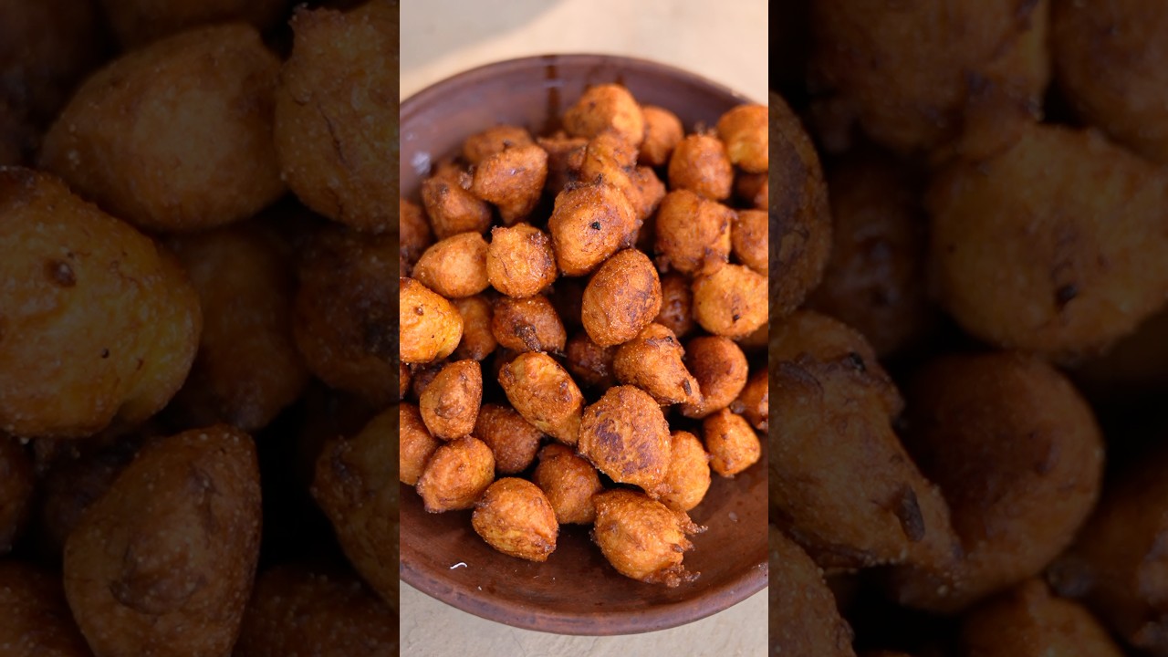Delicious Mango Fritters | Mango Phuluri Shorts 😋🥭 #cooking #food #recipe #shorts