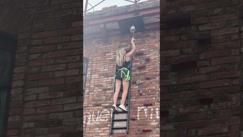 Even small victories count 🥰 # #enjoylife #challenge #stretching #fitness #climbing