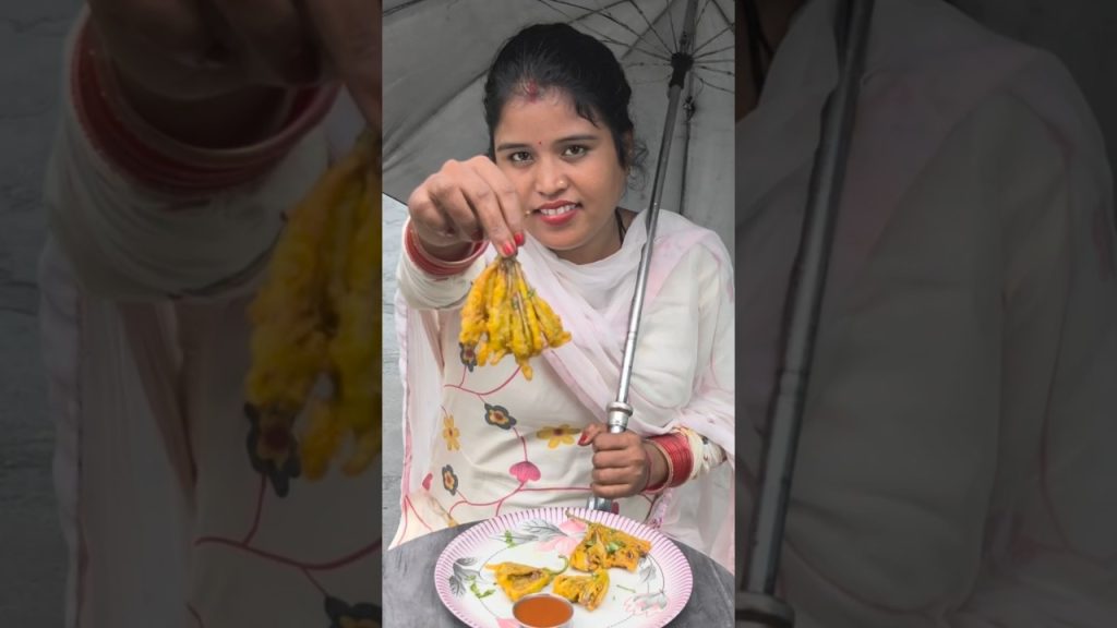 CRUNCHY BAIGAN  pakoda🤤 #foodforfoodies #food #recipe #cooking