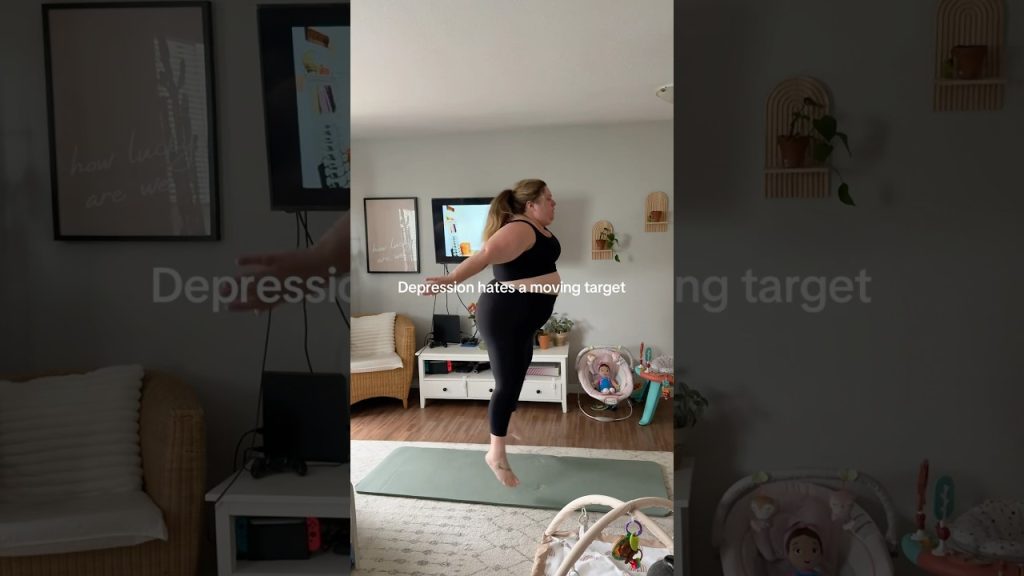 Move your body, mama 🤍 #postpartum #fitness, #momlife #weightlossjourney #plussize #baby #selfcare