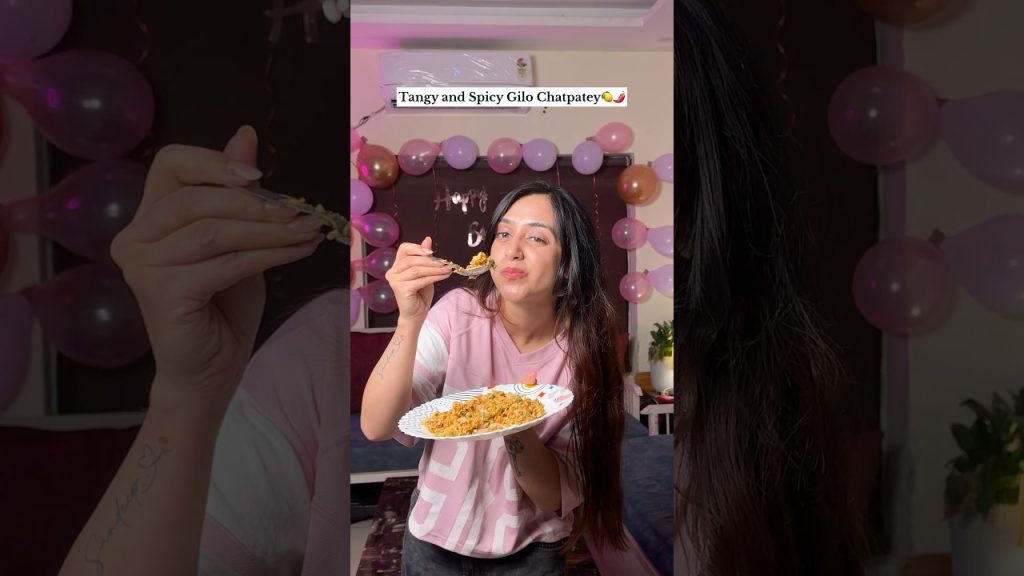 Tangy Spicy🌶️ Nepali Gilo Chatpatey😍Wow !! #shorts #trending #food #recipe  #viral #meghachaube