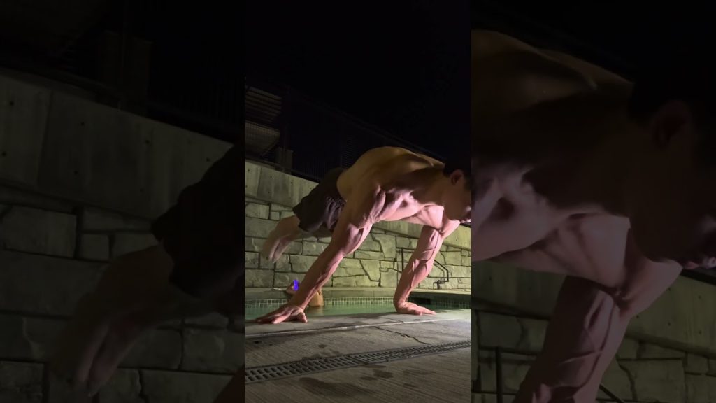 Its almost hot tub season😈 #calisthenics #hottub #hottubcalisthenics #planche #fitness