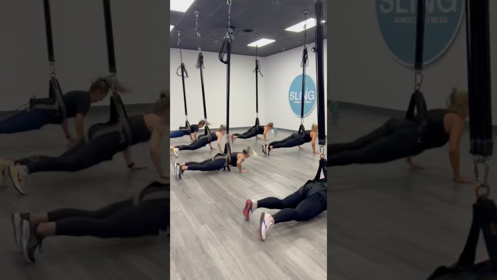 Exercise can actually be fun 🤩 #bungee #fitness #gym #fly #cardio #workout