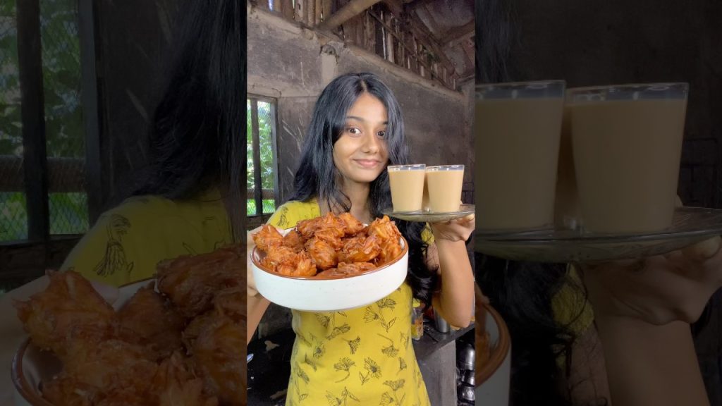 পকোড়া সাথে মশলা চা ☕ #shorts #trending #food #recipe #cooking #viralvideo