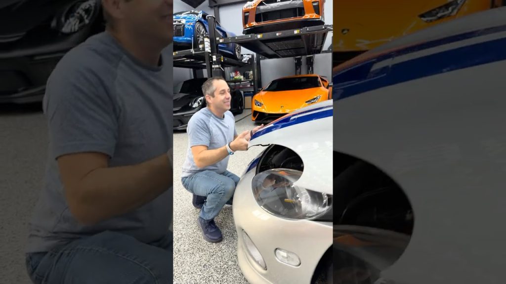 How to “STEEL” a Dodge Viper in 30 Seconds! #viper #diy #funny #deadbattery