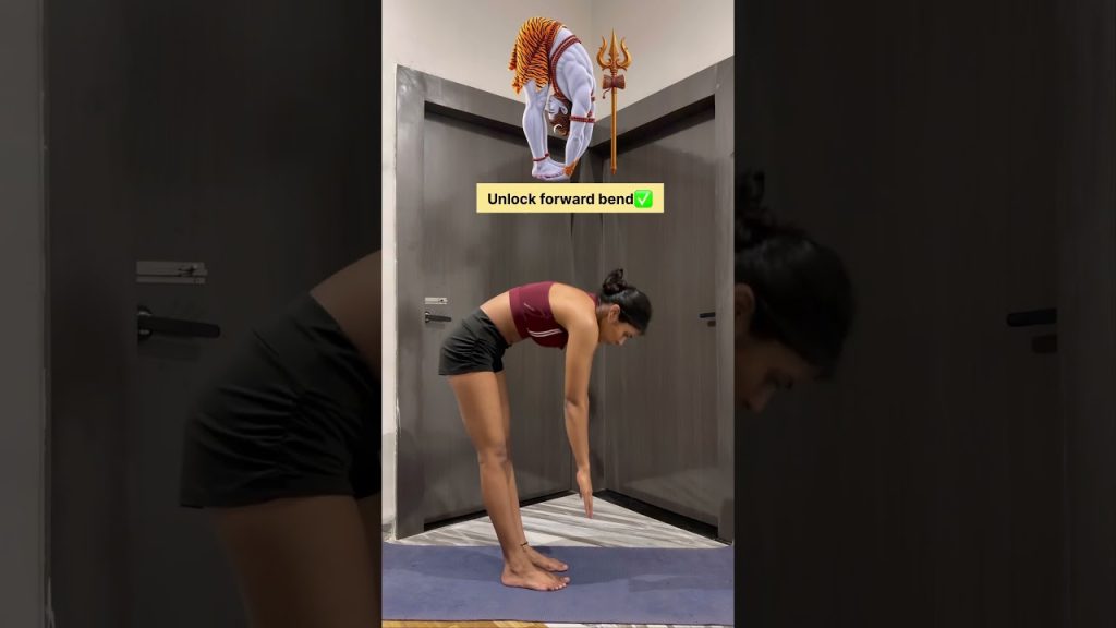 Unlock your forward bend with rhis easy steps ✨ #fitness #yoga #motivation #workout #homeworkout