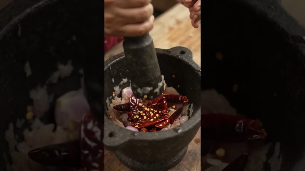 இலங்கை முறைப்படி சுவையான மாசி இடிசம்பல் #food #recipe